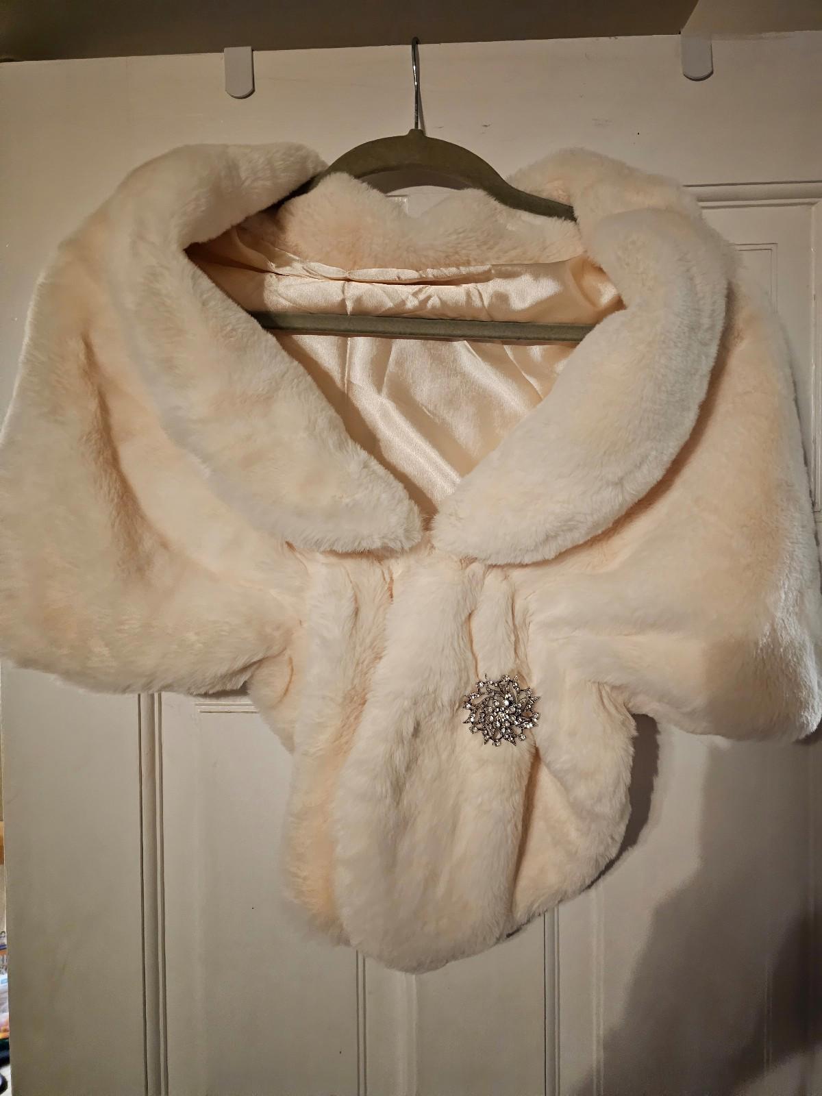 faux fur shawl and broach
